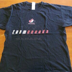 Vintage Offical Bulletin Hockey Team Canada tee